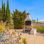 Reyets 4 Bed 3 Bath Private Pool