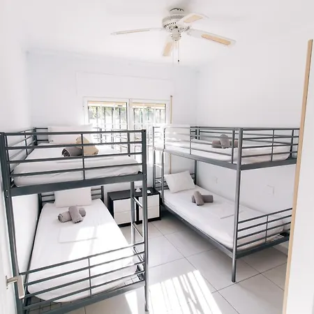 Reyets 4 Bed 3 Bath Private Pool Вилла