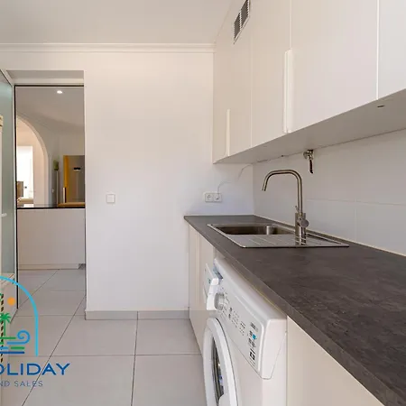 Villa Reyets 4 Bed 3 Bath Private Pool