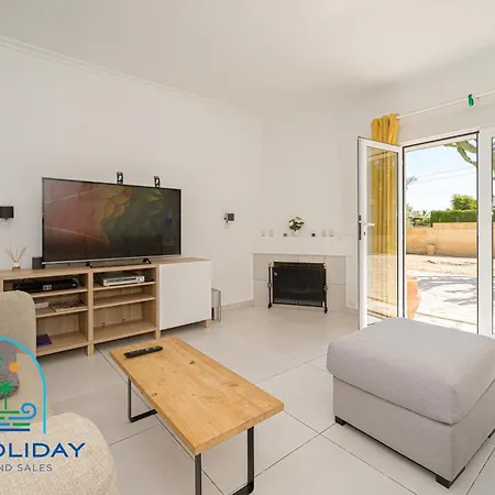 Reyets 4 Bed 3 Bath Private Pool Villa