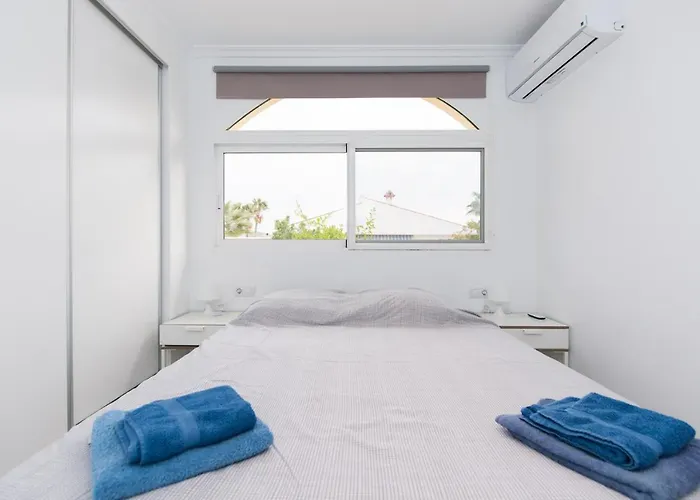 Reyets 4 Bed 3 Bath Private Pool Βίλα *