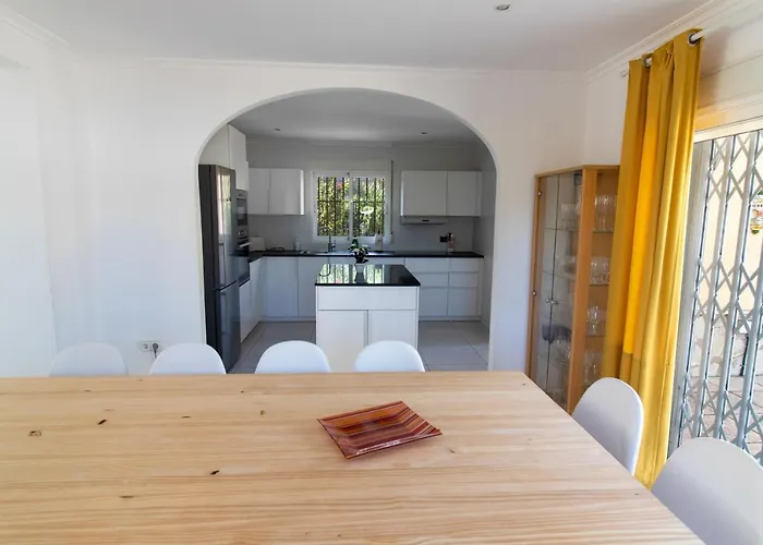 Reyets 4 Bed 3 Bath Private Pool * Busot